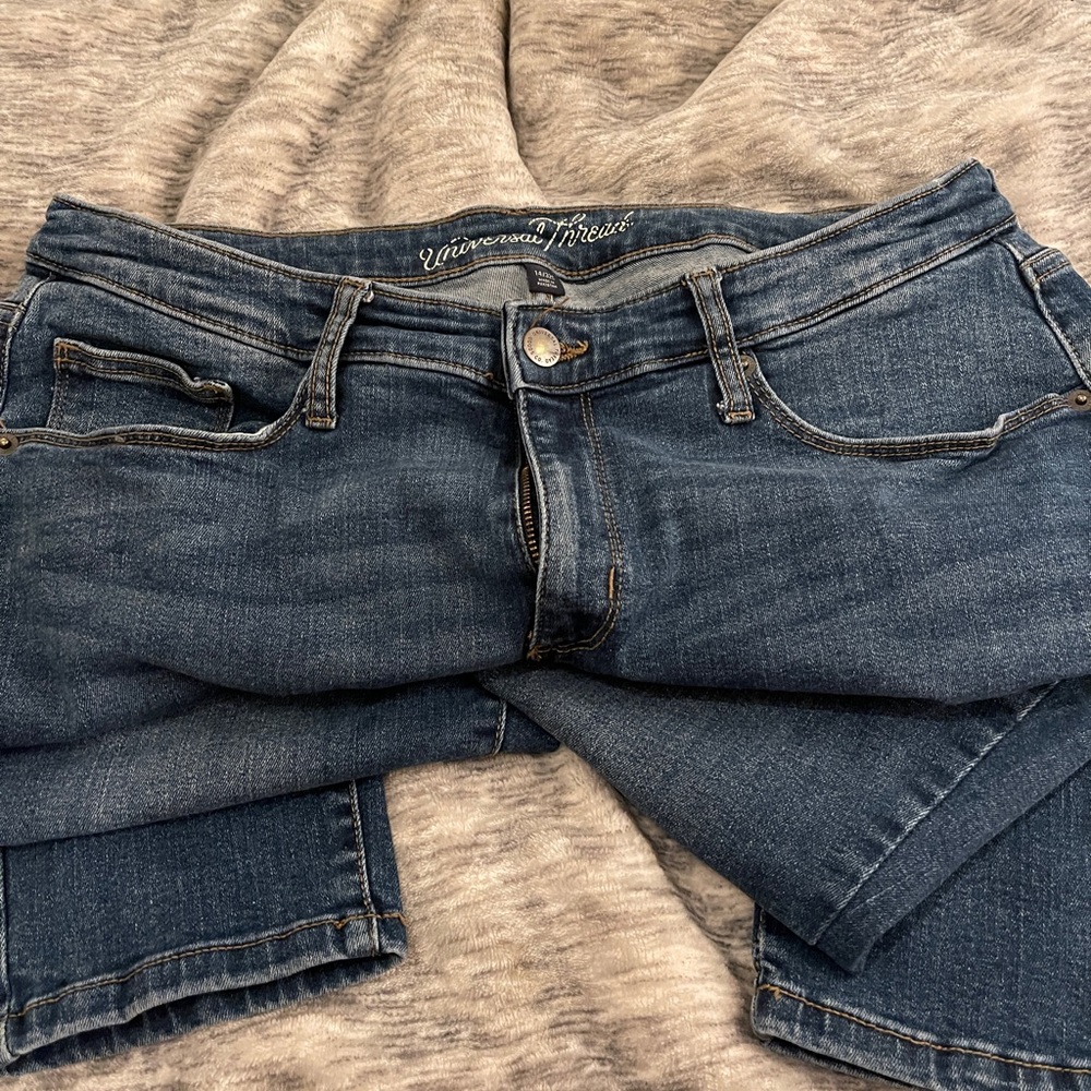 Universal Thread Women's Dark Blue Skinny Jeans